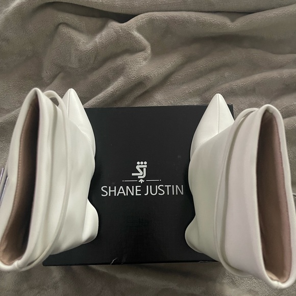 Shane Justin Shark Boots (Size 40) - Picture 7 of 11